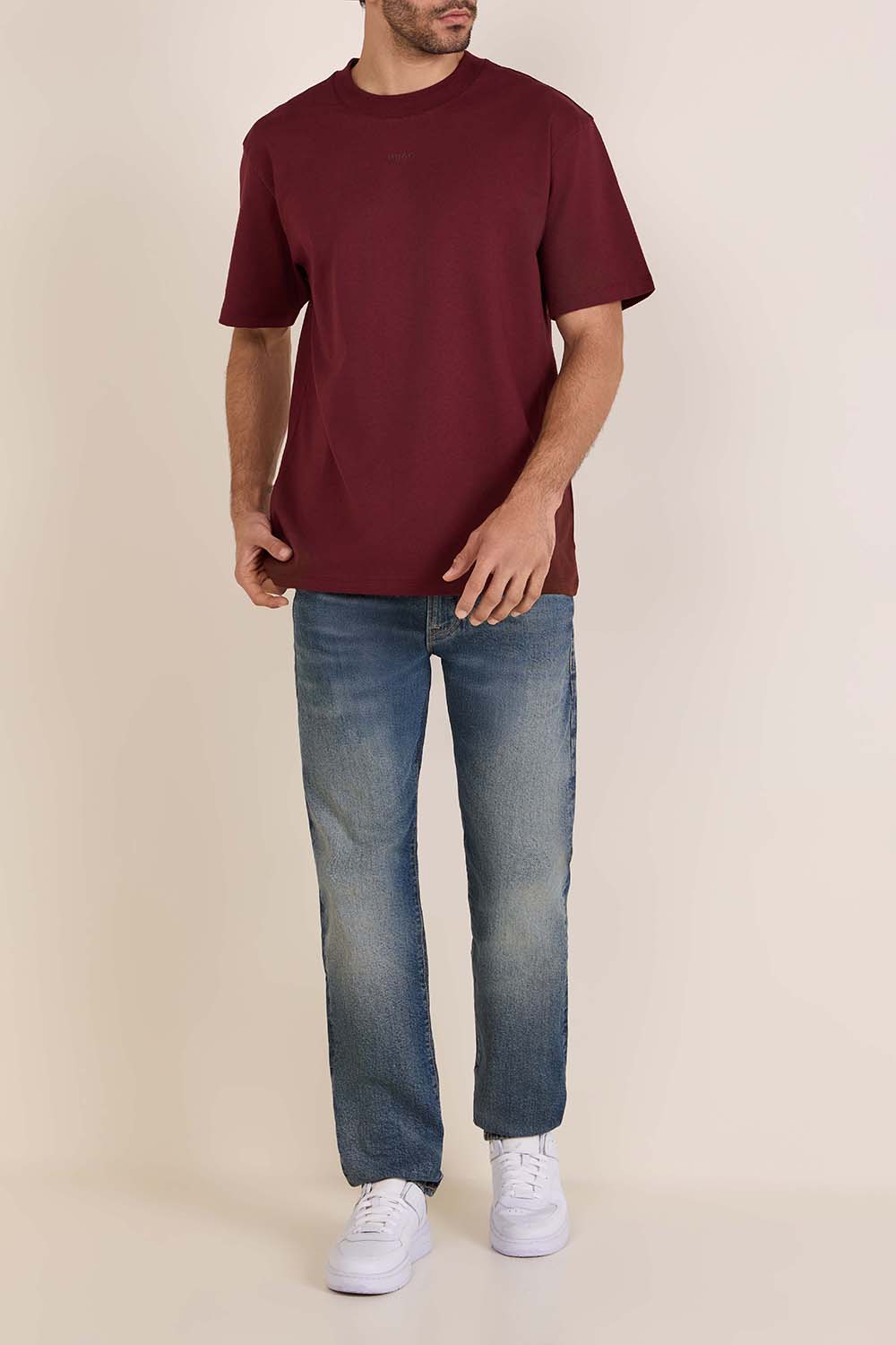 חולצת טי משוחררת